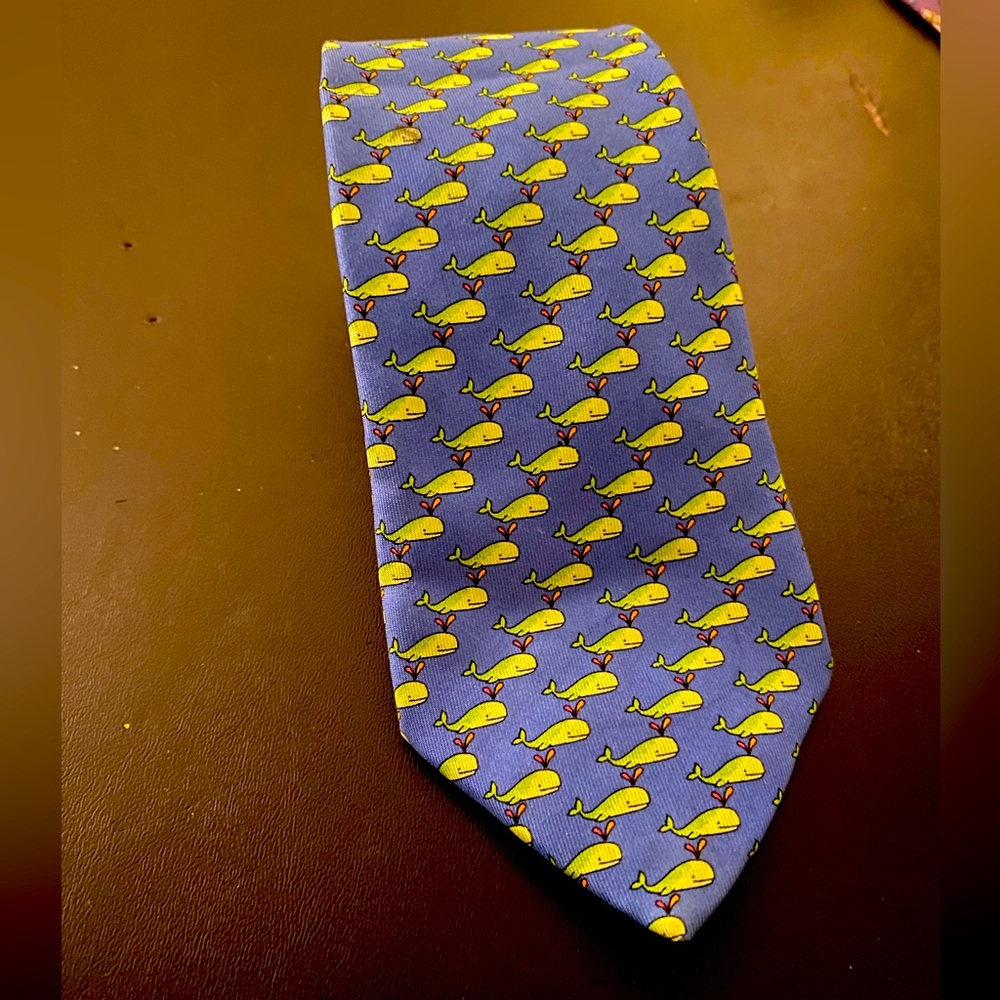 Peter Elliot whale tie